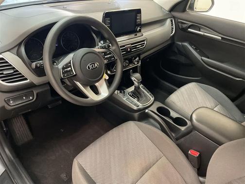 2021 Kia Seltos LX