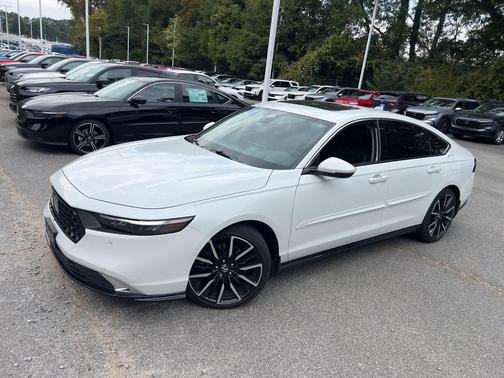 2023 Honda Accord Hybrid Touring