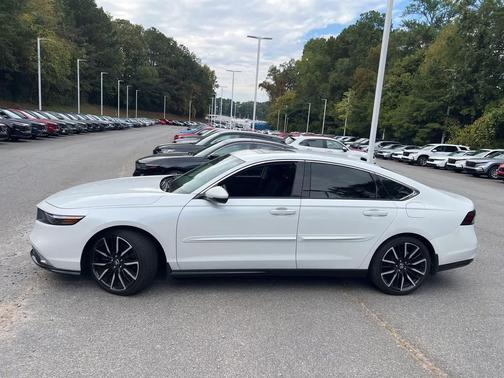 2023 Honda Accord Hybrid Touring