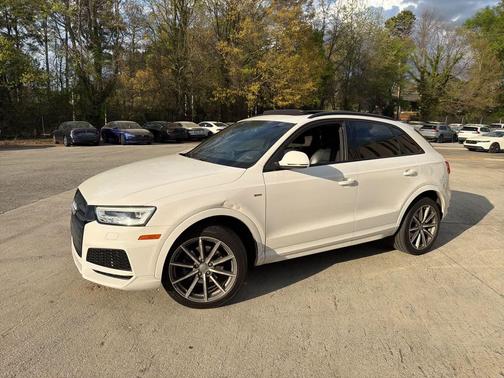 White 2018 Audi Q3 2.0T Premium Plus