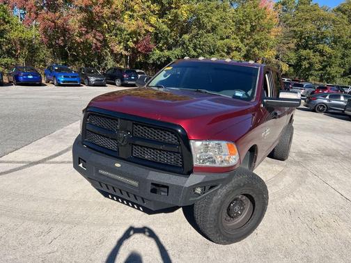 2017 RAM 2500 Tradesman Crew Cab 4x4 6'4' Box