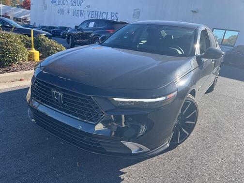 2025 Honda Accord Hybrid Touring