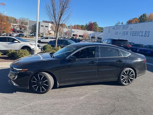 2025 Honda Accord Hybrid Touring