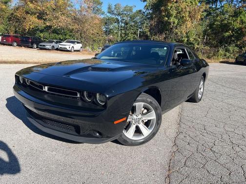 2021 Dodge Challenger SXT