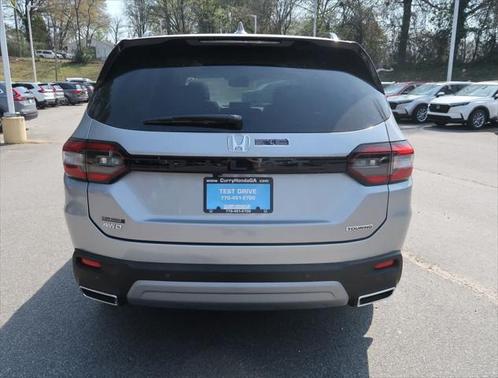 2025 Honda Pilot Touring 8-Passenger