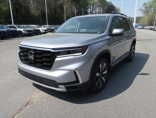 2025 Honda Pilot Touring 8-Passenger