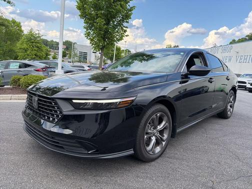 Crystal Black Pearl 2024 Honda Accord EX