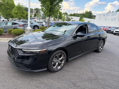 Crystal Black Pearl 2024 Honda Accord EX
