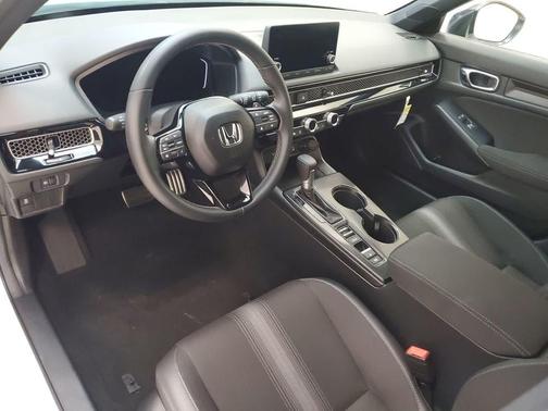 Platinum White Pearl 2025 Honda Civic Sport