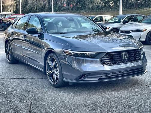 Meteorite Gray Metallic 2026 Honda Accord SE