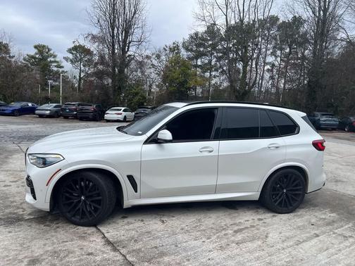 2020 BMW X5 M50i