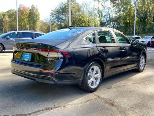 2025 Honda Accord LX 1.5T