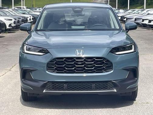 Nordic Forest Pearl 2027 Honda HR-V LX