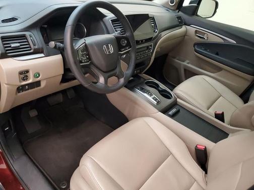 Deep Scarlet Pearl 2022 Honda Pilot AWD Special Edition