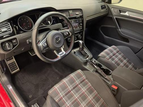 2021 Volkswagen Golf GTI 2.0T S DSG