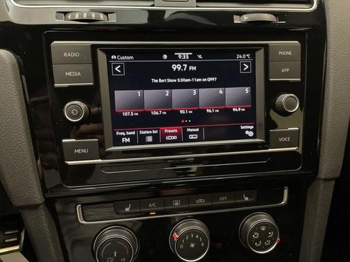 2021 Volkswagen Golf GTI 2.0T S DSG