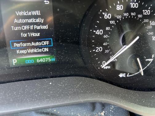 2023 Toyota Sienna LE