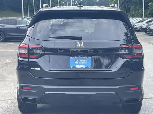Crystal Black Pearl 2026 Honda Pilot Sport