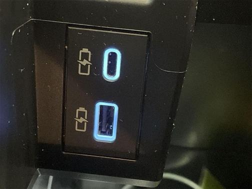 2023 Toyota Sienna LE