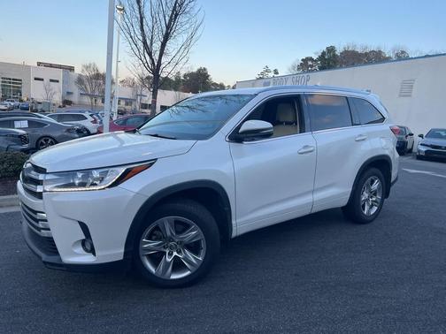 2017 Toyota Highlander Limited