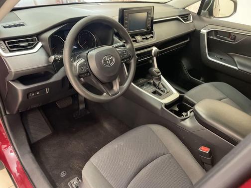 Ruby Flare Pearl 2020 Toyota RAV4 LE
