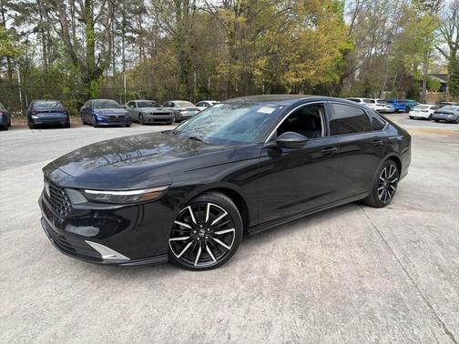 Crystal Black Pearl 2025 Honda Accord Hybrid Touring
