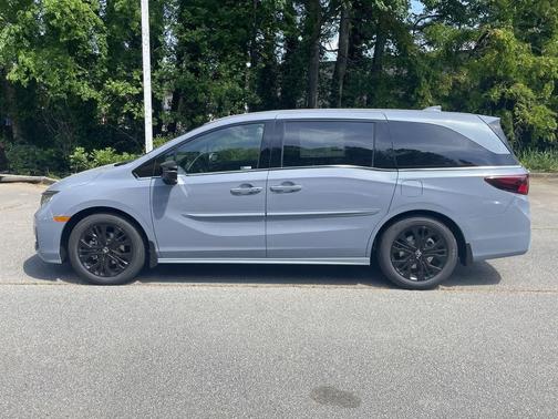 Sonic Gray Pearl 2026 Honda Odyssey Sport-L