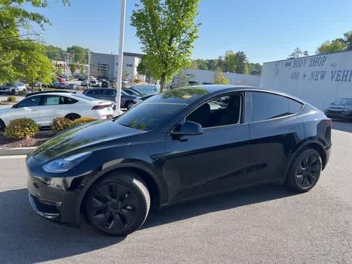 2025 Tesla Model Y Long Range Dual Motor All-Wheel Drive