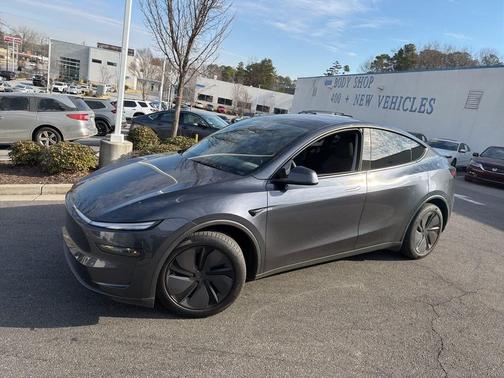 2026 Tesla Model Y Premium Rear-Wheel Drive