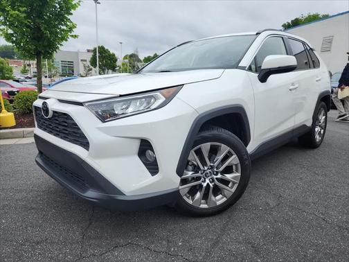 2019 Toyota RAV4 XLE Premium
