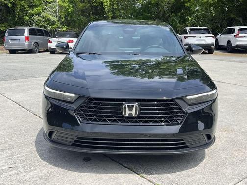 Crystal Black Pearl 2026 Honda Accord Hybrid Sport