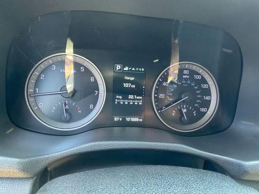 Coliseum Grey 2016 Hyundai TUCSON Limited