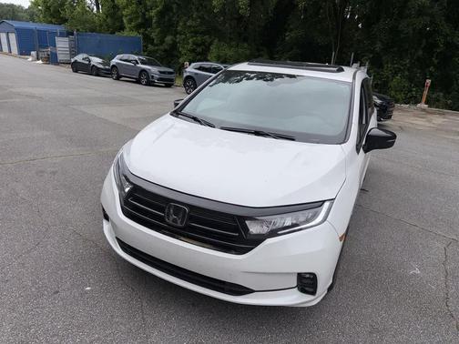 Platinum White Pearl 2023 Honda Odyssey Sport