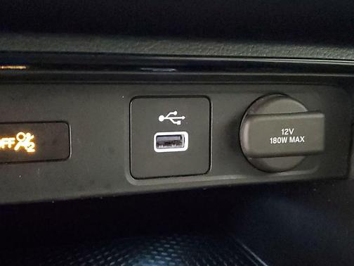 Platinum White Pearl 2025 Honda CR-V LX 2WD