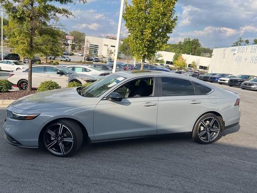 2025 Honda Accord Hybrid Base