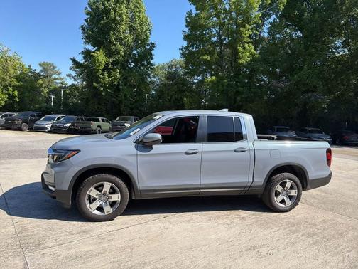 Sonic Gray Pearl 2025 Honda Ridgeline RTL