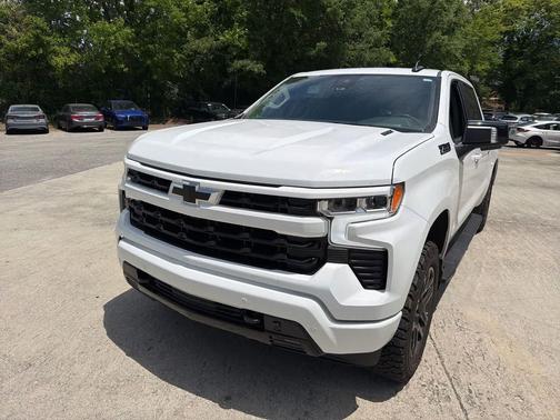 Summit White 2026 Chevrolet Silverado 1500 RST