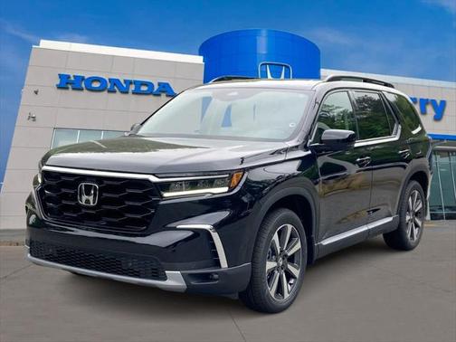 2025 Honda Pilot Touring 8-Passenger