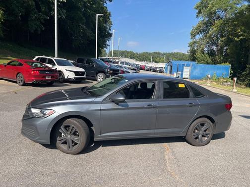 2024 Volkswagen Jetta 1.5T SE