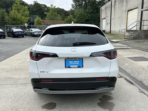 Platinum White Pearl 2027 Honda HR-V EX-L