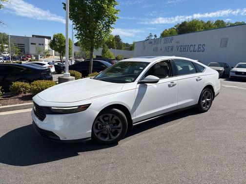 Platinum White Pearl 2023 Honda Accord EX