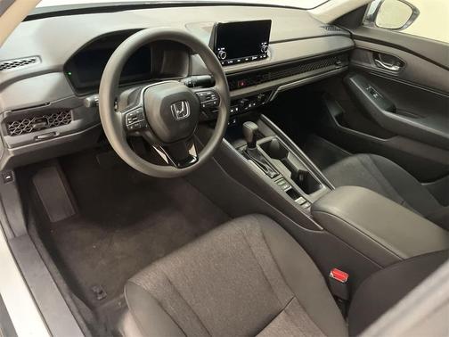 2025 Honda Accord LX 1.5T