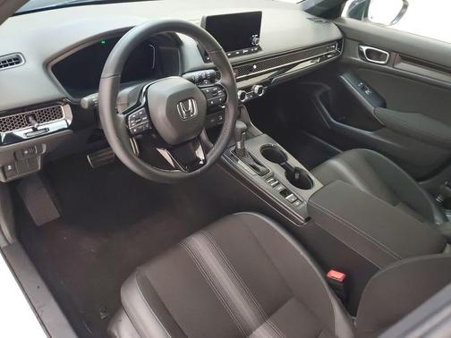 Platinum White Pearl 2025 Honda Civic Sport