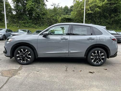 Urban Gray Pearl 2027 Honda HR-V EX-L
