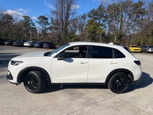 2025 Honda HR-V 2WD Sport