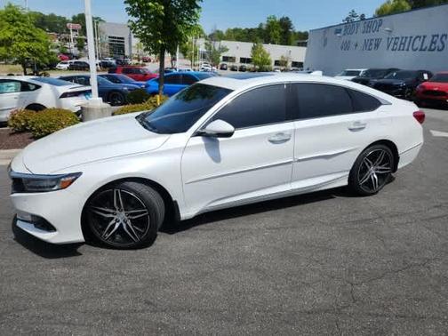 2022 Honda Accord Touring 2.0T