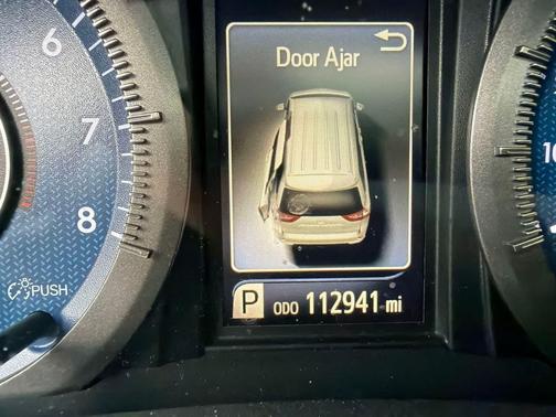 Salsa Red Pearl 2017 Toyota Sienna XLE Premium