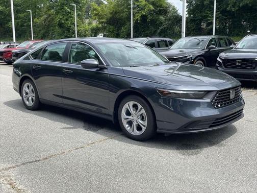 2025 Honda Accord LX 1.5T