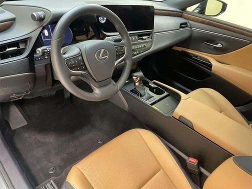 2025 Lexus ES 350 Base