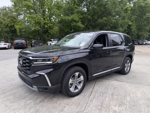 Crystal Black Pearl 2025 Honda Pilot EX-L